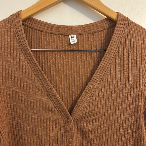 BP V-neck top/cardigan - Picture 3 of 5